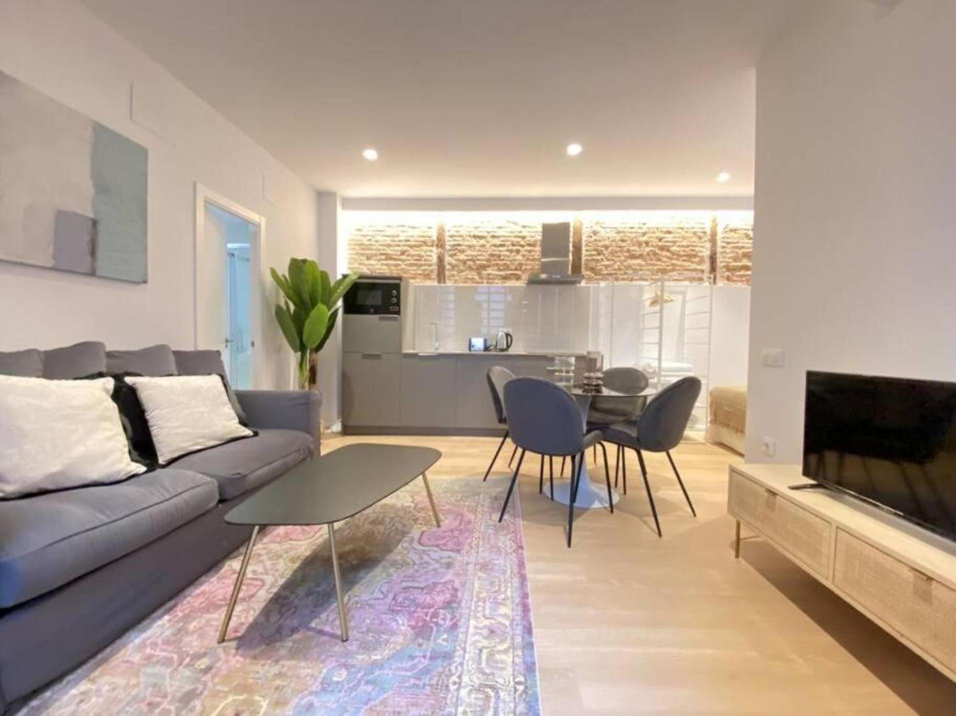 Apartament Tu Refugio Urbano En El Vibrante Barrio De La Latiina